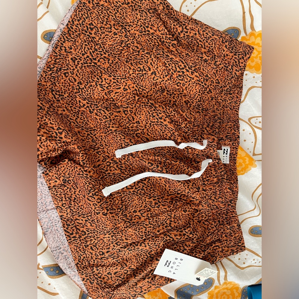 Tilly’s billa bong women’s shorts